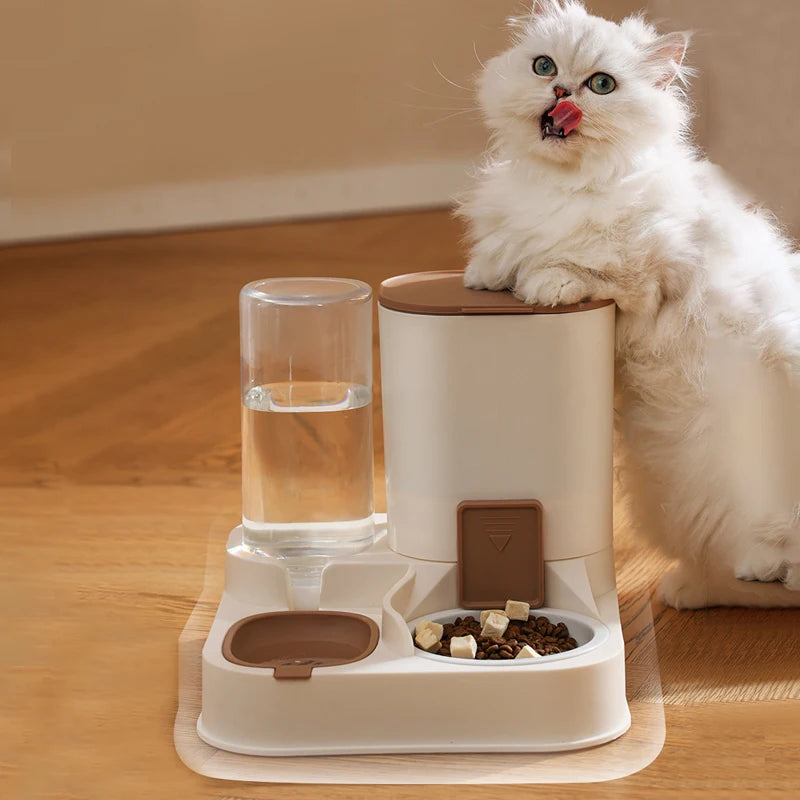 Revolutionize Pet Care: New Large Capacity Cat Water Dispenser - Furrykittypuppy